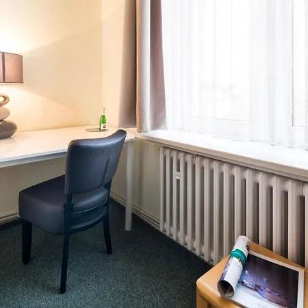 Haus Elimar Weber Couette-café 3*